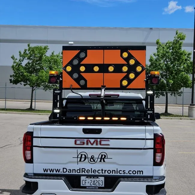 4 Features Of Arrow Boards That Define Durability During Roadside Operations