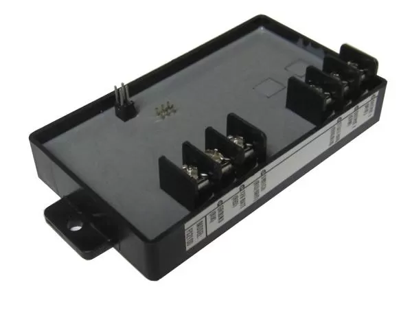 D&R FS2100-S solid state flasher in a black case with barrier screw terminals and a mounting tab