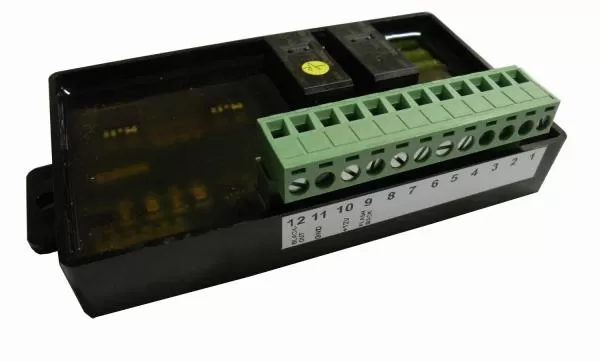 D&R FS2600-S tail light flasher with a numbered 12-position green terminal block marked black out and REV